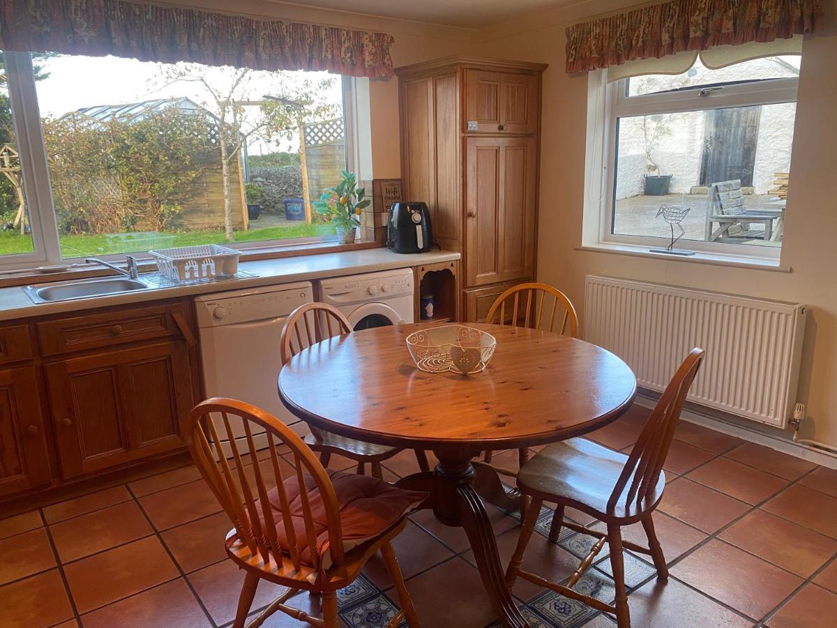 홀리헤드 Charming 2 Bed House Near Rhoscolyn Discounts For 빌라 외부 사진